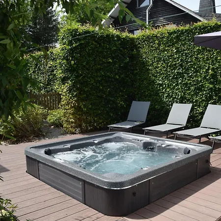 La Bordure De La Forêt